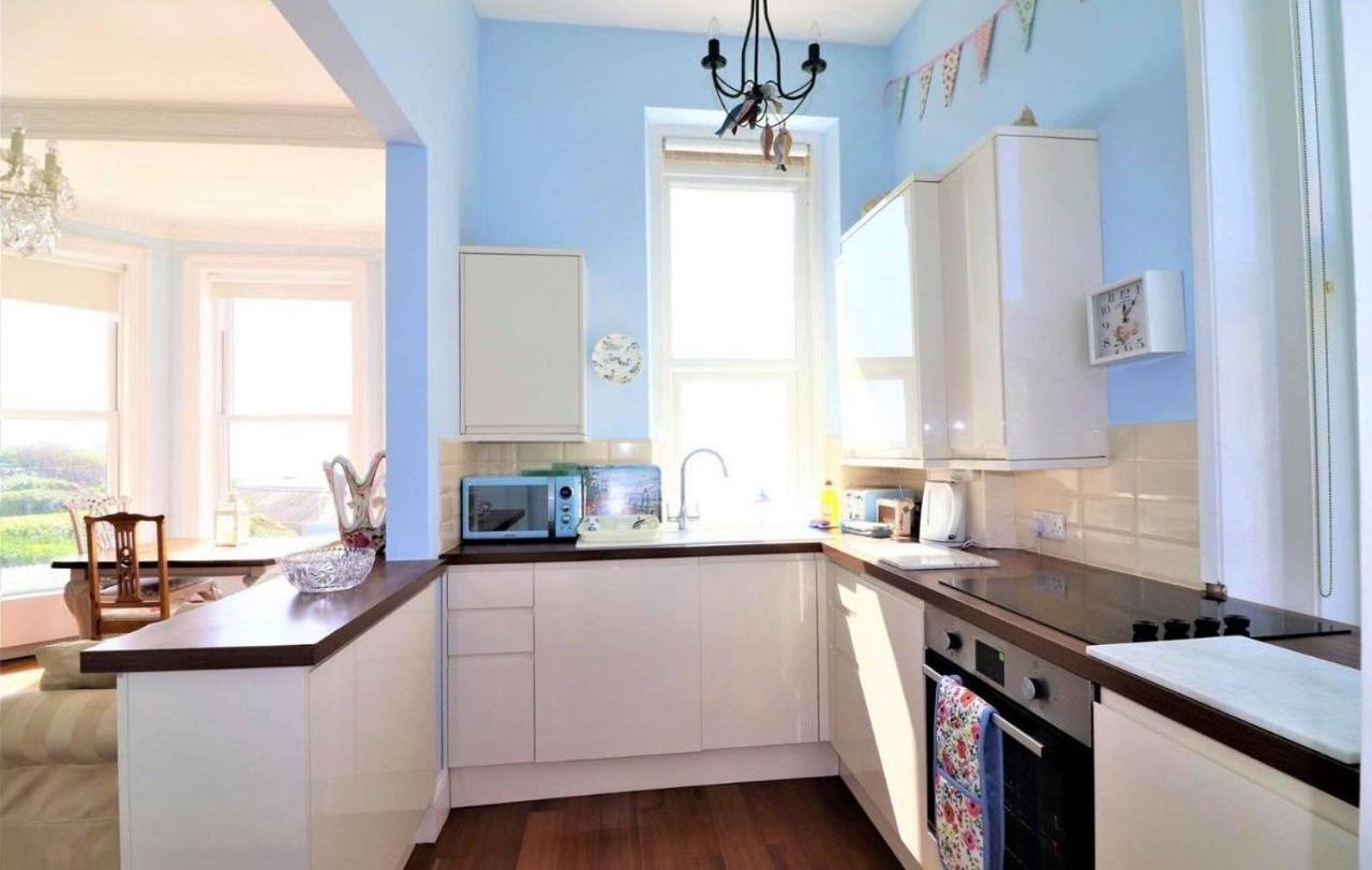 Appartamento Flat 2, 1 Alexandra Gardens Ventnor Esterno foto