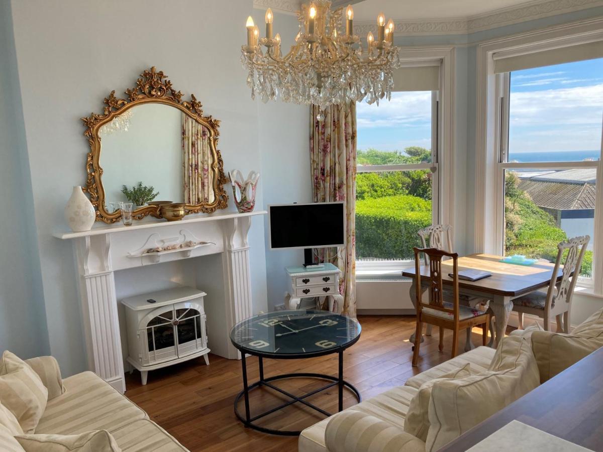 Appartamento Flat 2, 1 Alexandra Gardens Ventnor Esterno foto