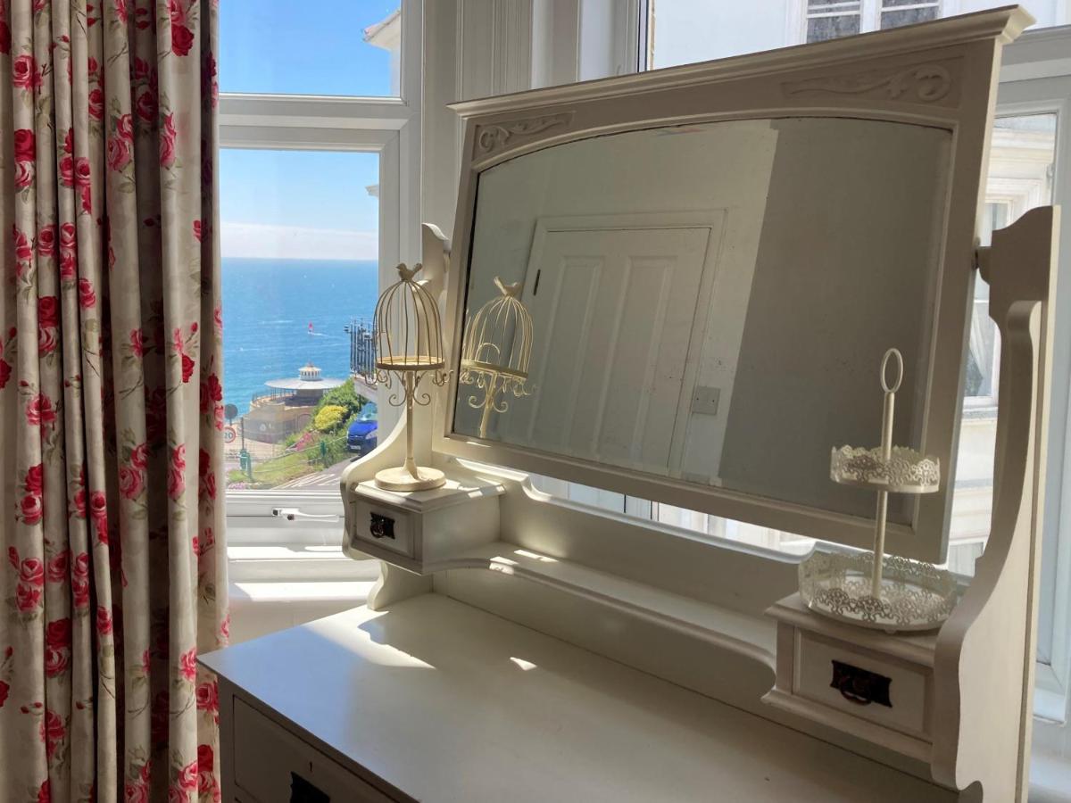 Appartamento Flat 2, 1 Alexandra Gardens Ventnor Esterno foto