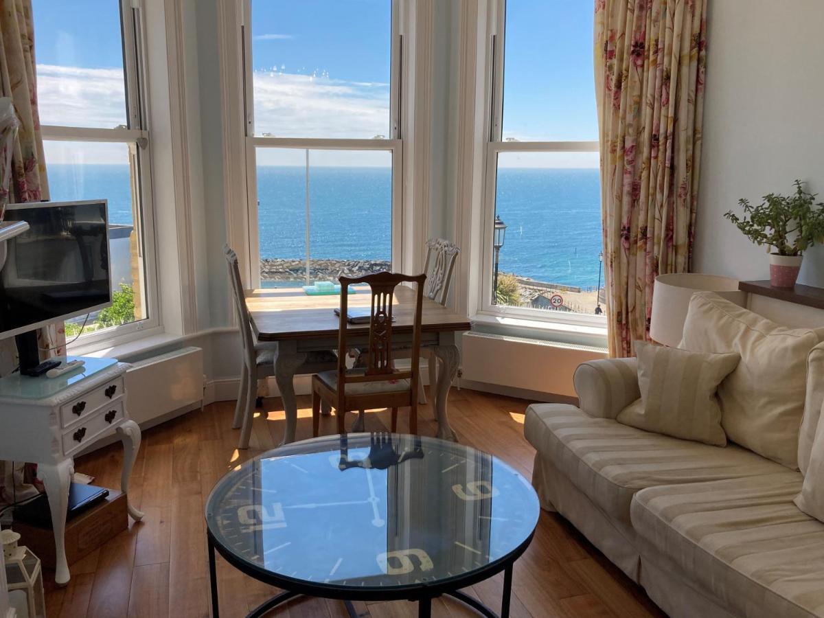 Appartamento Flat 2, 1 Alexandra Gardens Ventnor Esterno foto