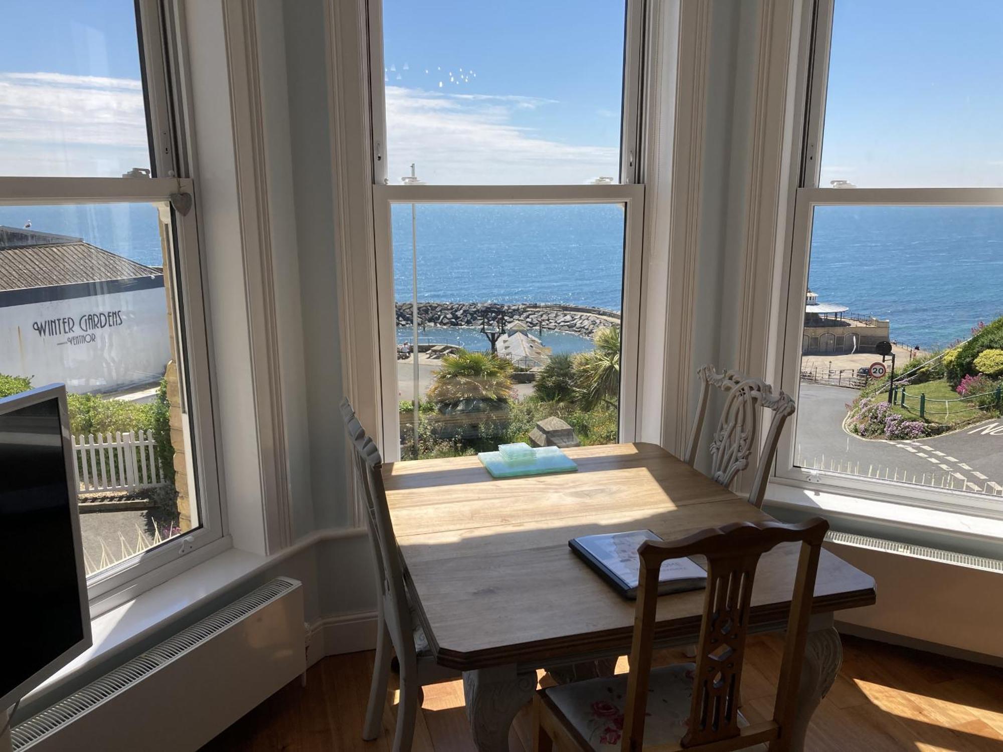 Appartamento Flat 2, 1 Alexandra Gardens Ventnor Esterno foto